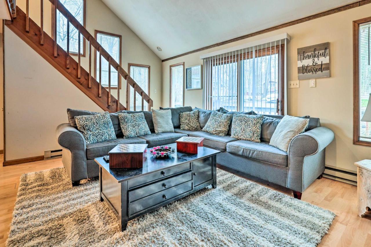 Pocono Lake Poconos Vacation Home Walk To Locust Lake! מראה חיצוני תמונה