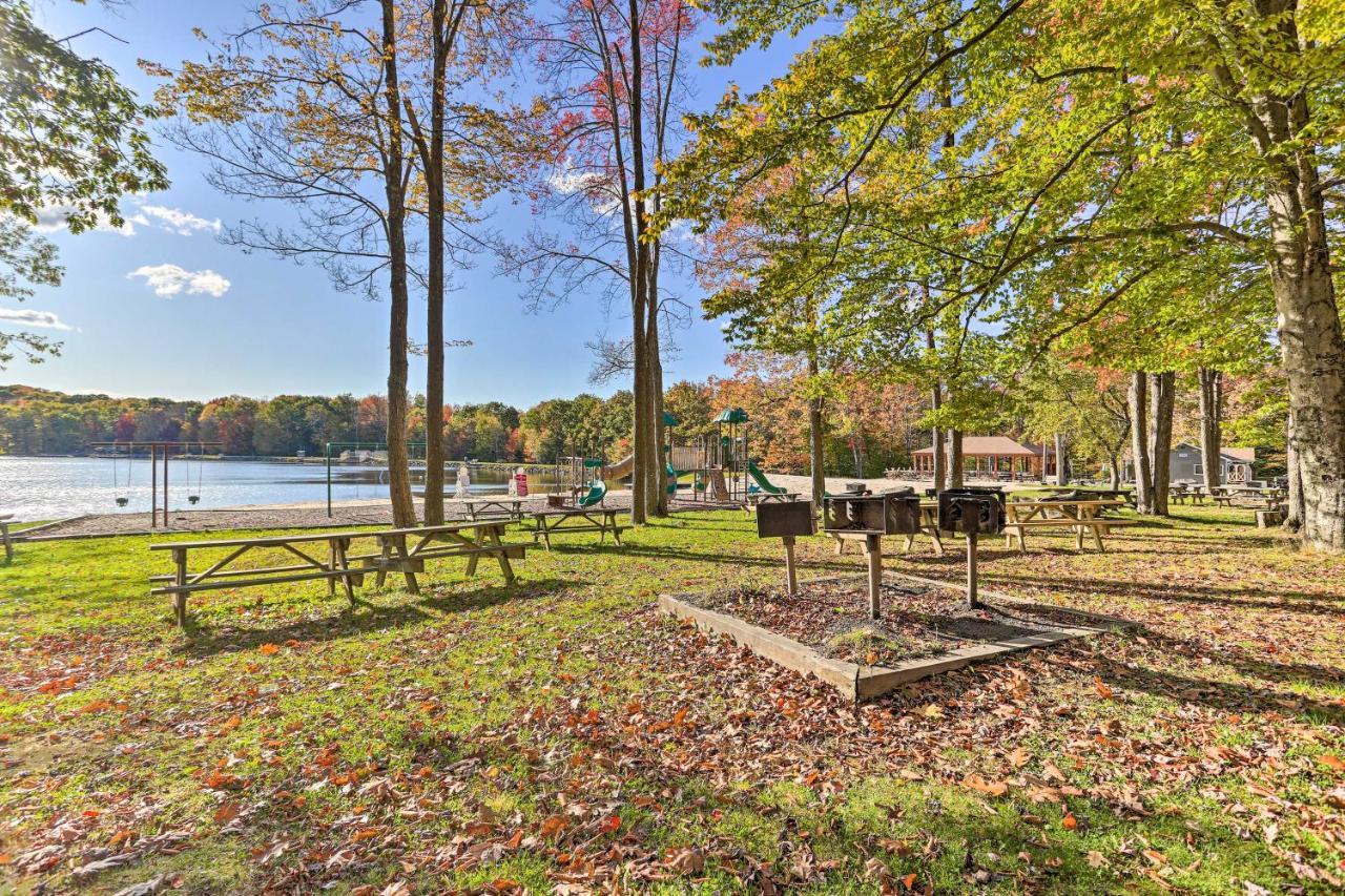 Pocono Lake Poconos Vacation Home Walk To Locust Lake! מראה חיצוני תמונה